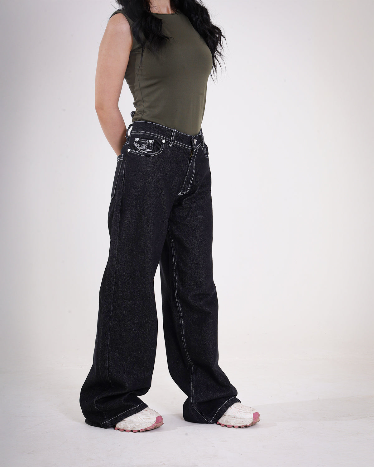 P1-BLACK BAGGY DENIM