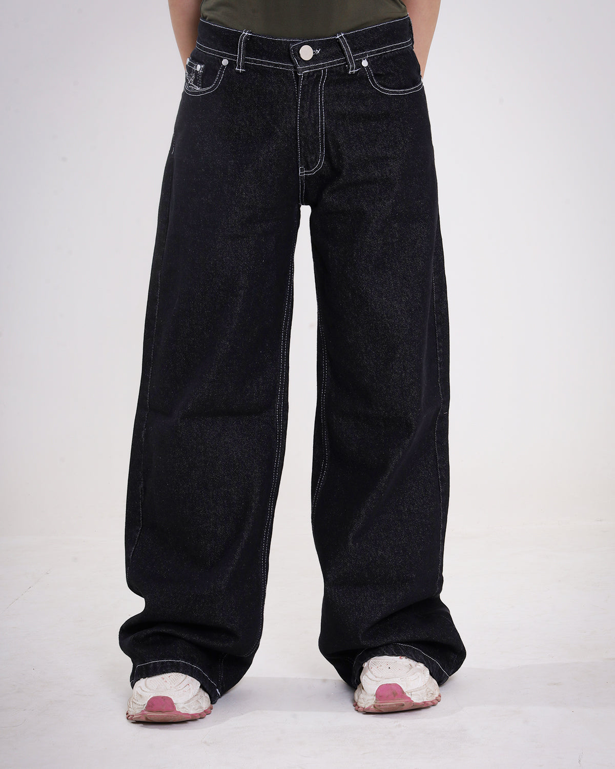 P1-BLACK BAGGY DENIM